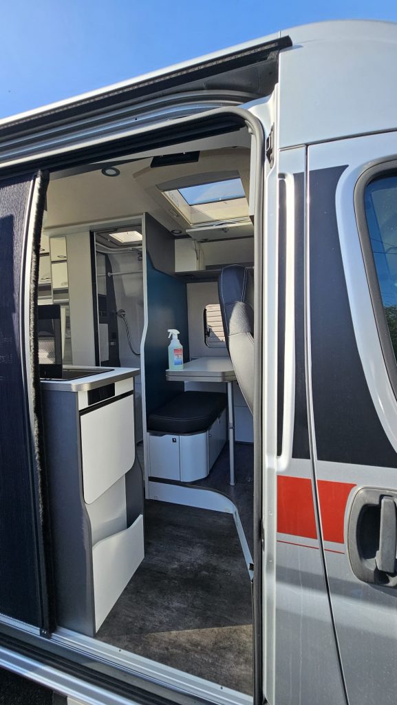 15c85ff4-ff21-4b2b-b4ea-09e454f035e7