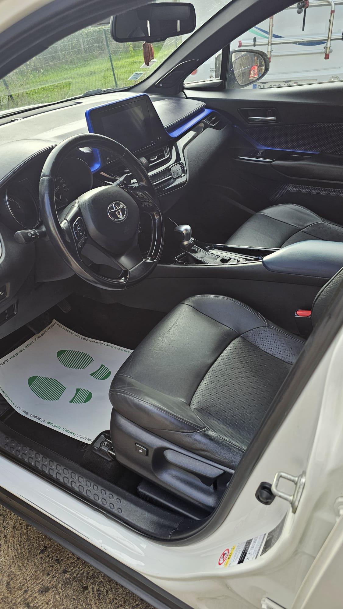 99b028ad-12c5-42dc-b14c-db4c4da8f1db